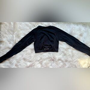 Alphalete stratus long sleeve crop